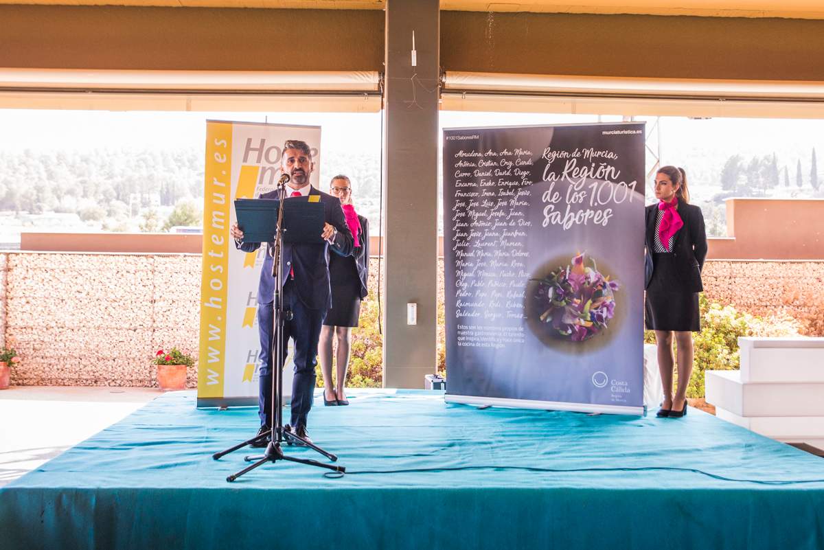 Hostemur-67